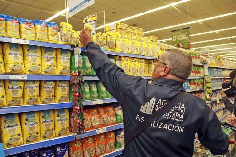 Defensa del consumidor detectó más de 1400 productos vencidos en