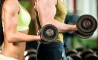 Empezó la primavera y con ella las ganas de "llegar al verano": ¿cuánto cuesta ir al gimnasio en Roca?