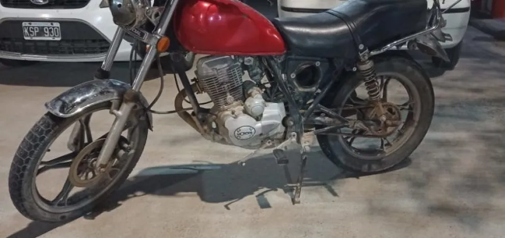 Abandonaron la moto al costado de la ruta 22. ¡Era robada!