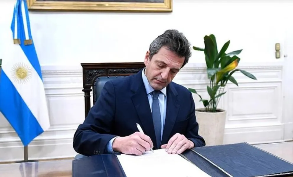 Presupuesto de Massa: cuándo la AFIP podría embargar tu cuenta de Mercado Pago, MODO o Ualá