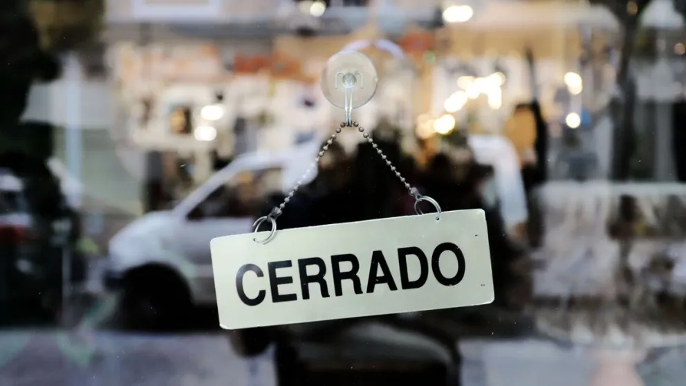 ¡No te olvides!: muchos comercios no abrirán hoy lunes. Mirá cuáles son