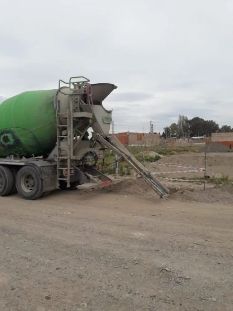 Comenzó la obra de red eléctrica de Quinta 25 Sur que beneficiará a 84 lotes 