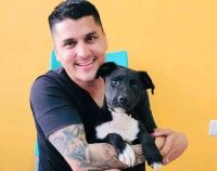 ¡Hermosa noticia!: el perrito que recibió una brutal golpiza fue adoptado por uno de sus salvadores