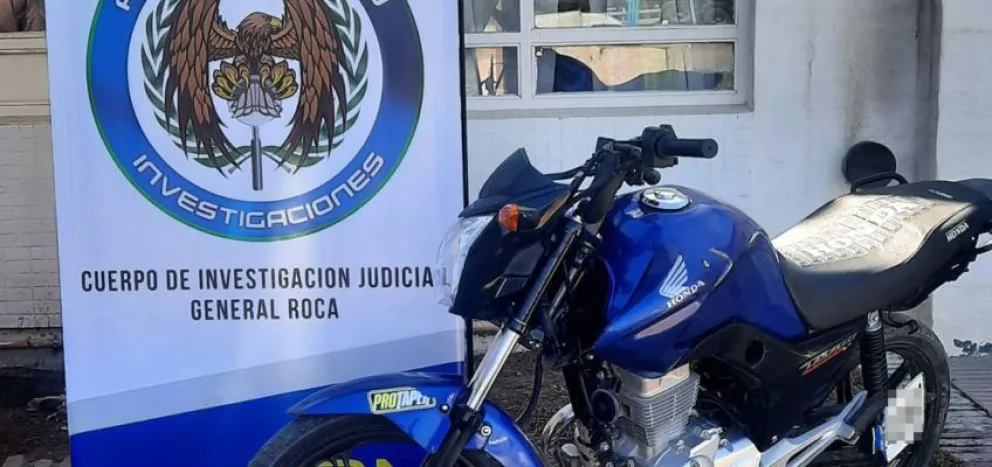 Recuperan una moto en Roca que había sido robada hace meses en Allen