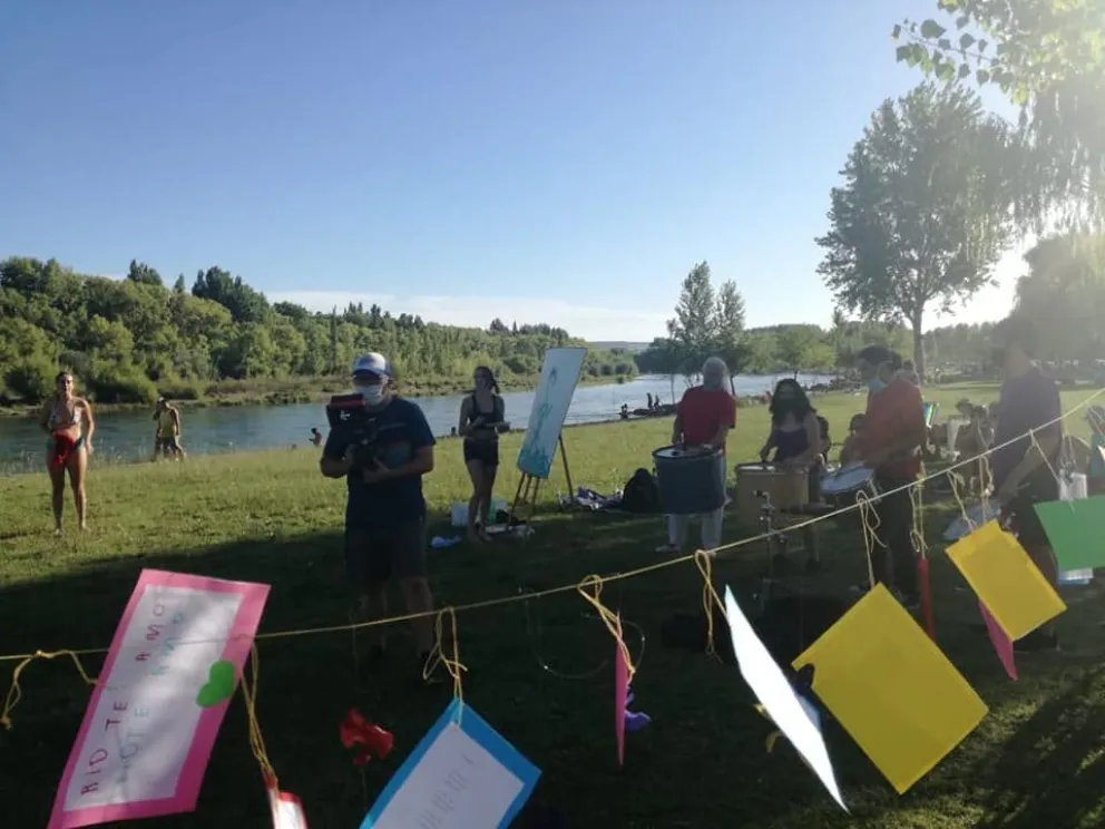 Convocan a un nuevo Abrazo al río para concientizar sobre la contaminación ambiental