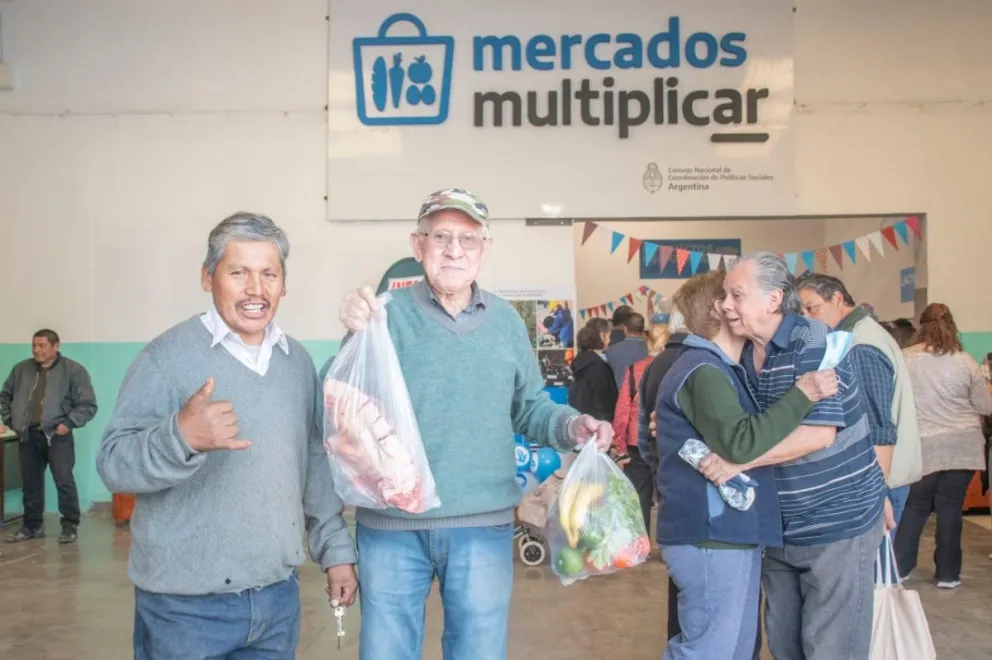Inauguraron el mercado multiplicador, un espacio de ventas para productores locales   