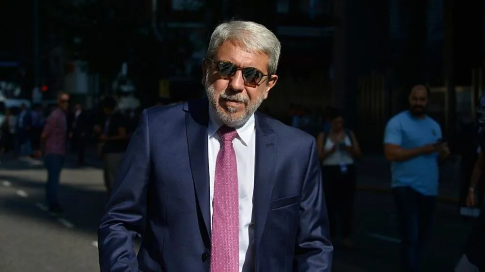 Aníbal Fernández dijo que se dieron por terminadas las usurpaciones en Villa Mascardi