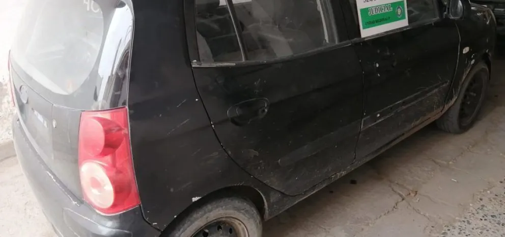 Dos autos y un camión fueron devueltos a sus dueños tras ser recuperados por la policía
