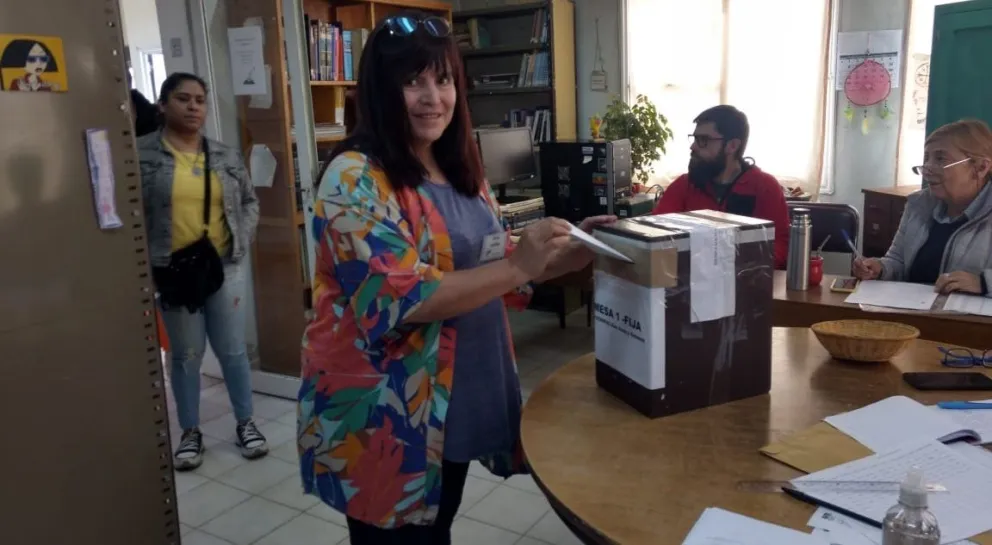 Ajustada victoria del oficialismo en Unter Roca-Fiske Menuco