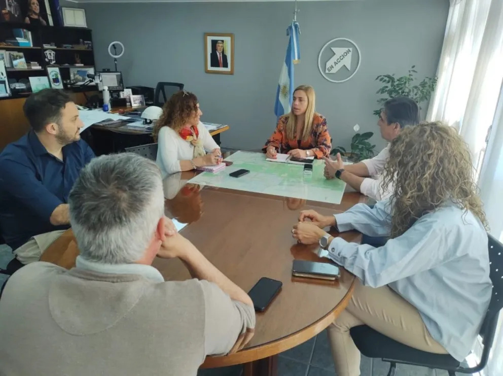 Miembros de la CAIC se reunieron con la intendenta Soria 