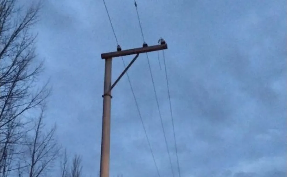 Ni el viento detiene los robos de cables y una ciudad entera quedó sin agua durante el temporal de viento