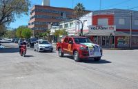 Gran cantidad de vecinos recibieron la santificación con misa y a los bocinazos en Viedma