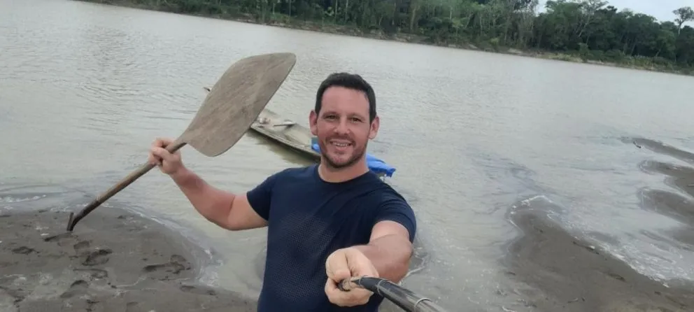 Un joven viedmense recorrió en canoa las aguas amazónicas