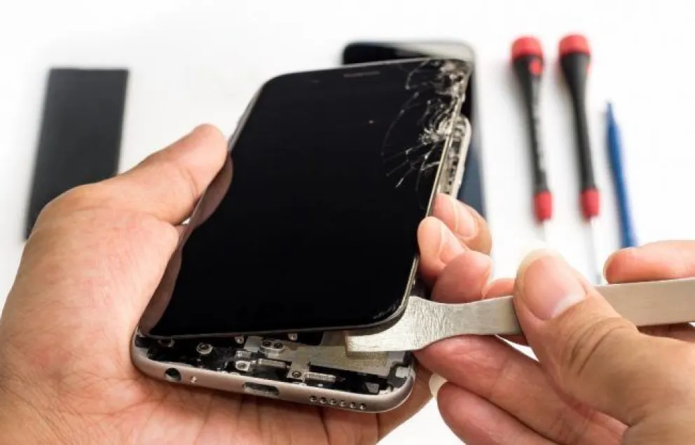 Brindarán un curso gratuito de un mes de reparación de celulares, tablets y electrónica