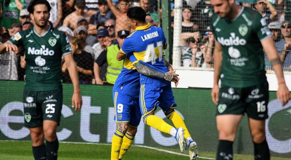 Un paso clave rumbo al título: Boca superó a Sarmiento en Junín y se afianza en la cima de la Liga Profesional