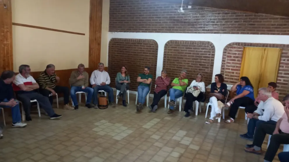 La comisión de acción política de la Unión Cívica Radical se reunió en Roca 