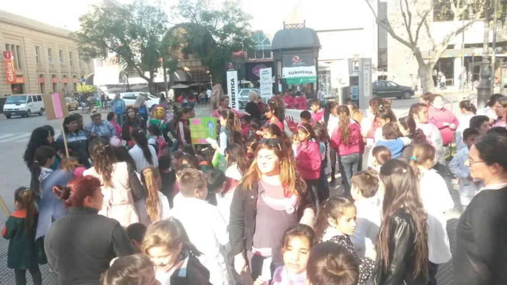  “Fiesta de la Solidaridad”: talleres de reciclado, música, moda, carros de comida y buena onda