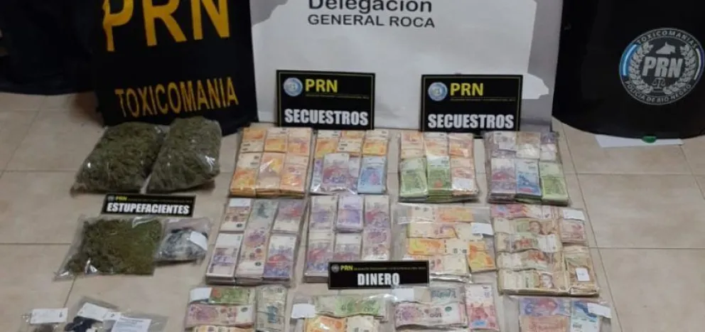 Fuerte golpe al narcotráfico: secuestran drogas y más de 3 millones de pesos en Roca