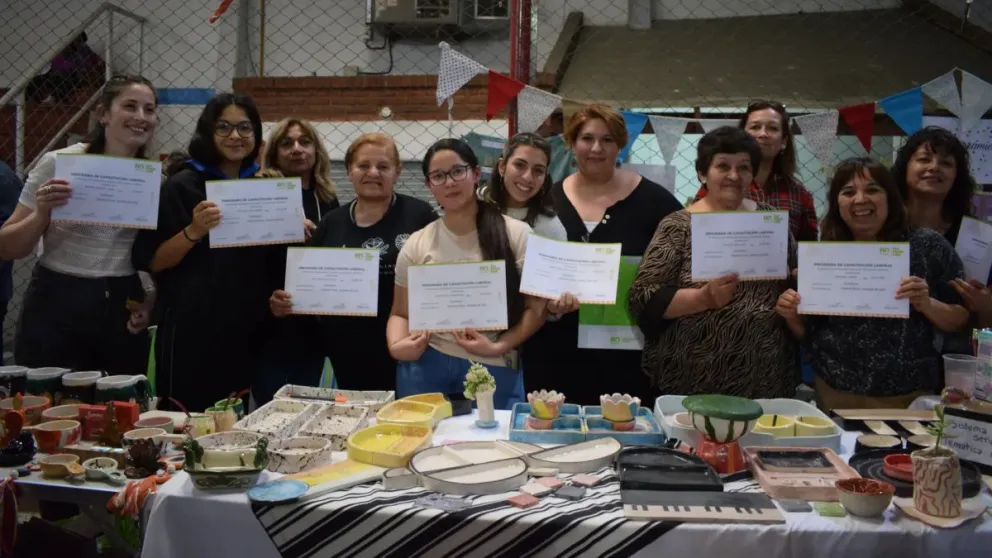 Los talleres Emprender permiten formarse en un oficio para salir al mundo laboral