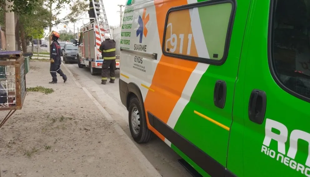 Siarme y Bomberos tuvieron que asistir a una abuela que se quebró la pelvis 