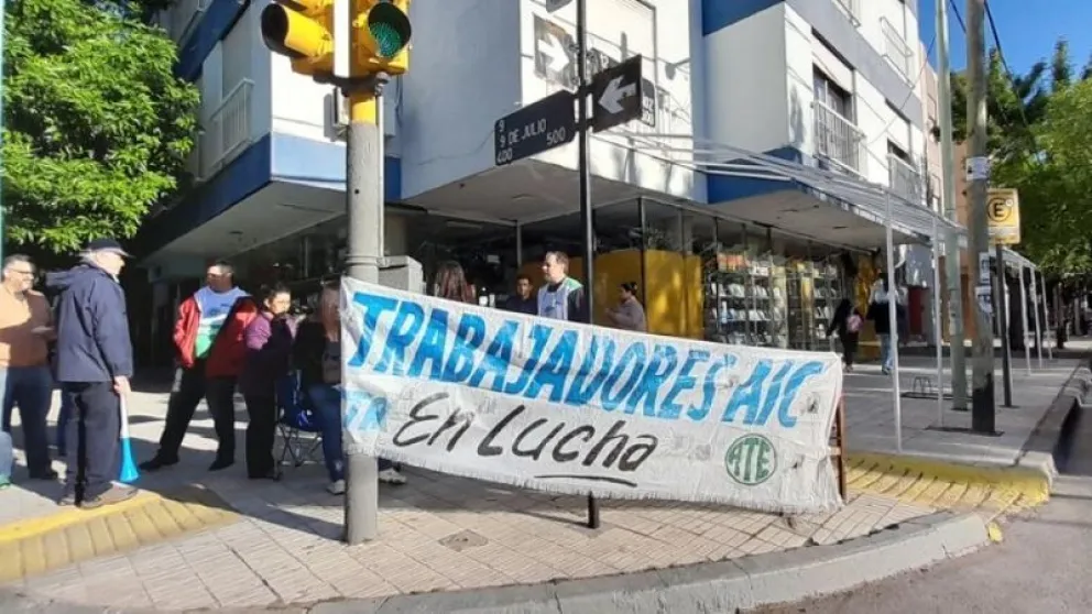 Conflicto en la AIC: La provincia aclaró que aporta fondos pero que la des financiación no es su responsabilidad 