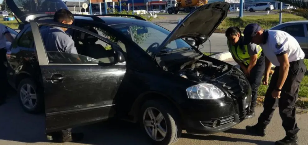 La policía secuestró otro vehículo "flojito de papeles"