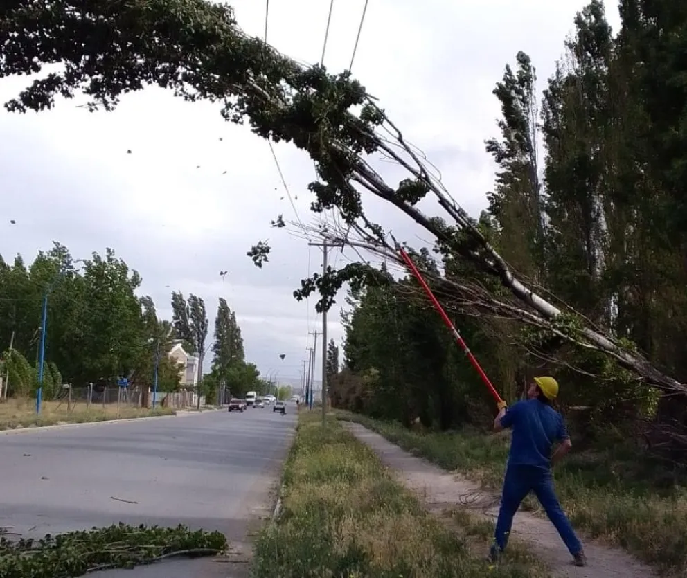 El frente de tormenta comenzará a afectar a la región desde la tarde de este miércoles, con ráfagas y actividad eléctrica. Foto: archivo ANR