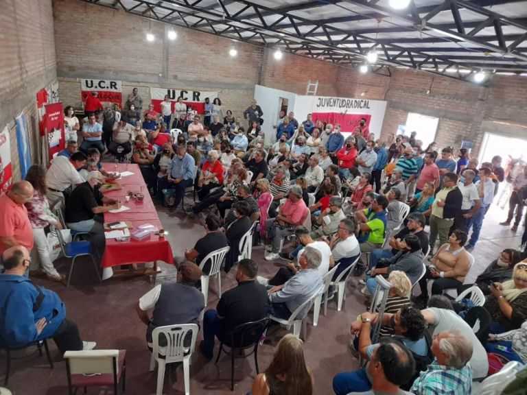 El radicalismo busca su propio rumbo y toma distancia de Tortoriello