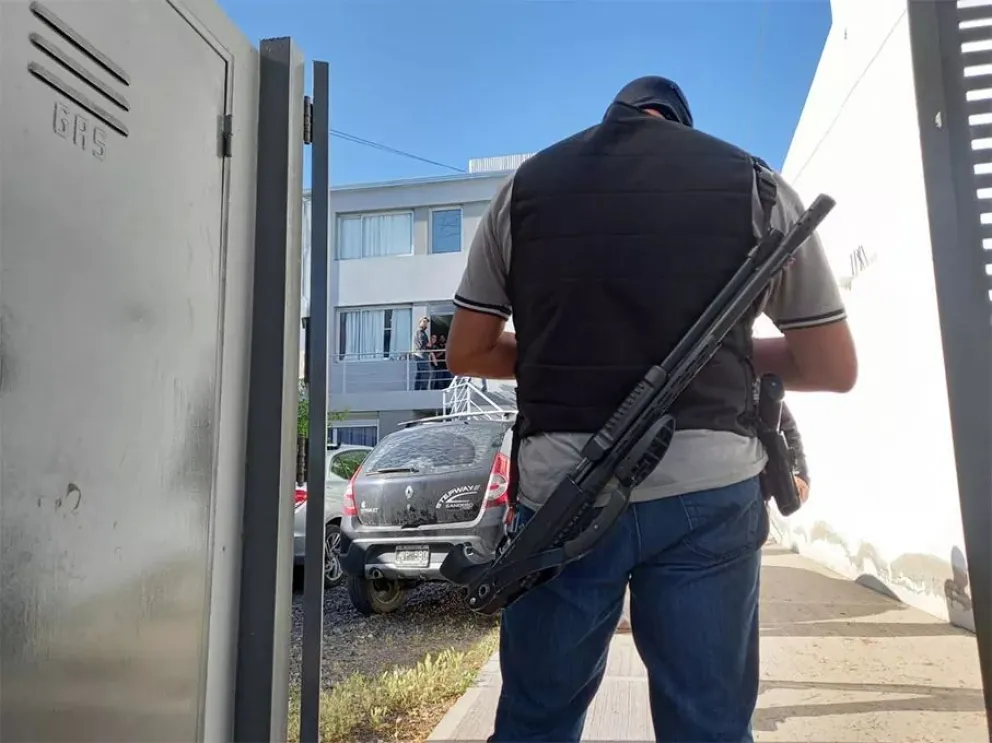 El periodista ligado a la causa por distribución de imágenes de abuso sexual infantil fue liberado
