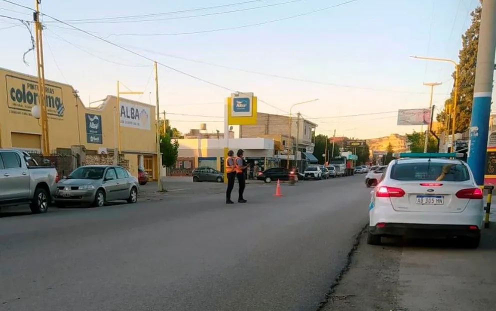 La policía detuvo a ocho motociclistas por irregularidades 