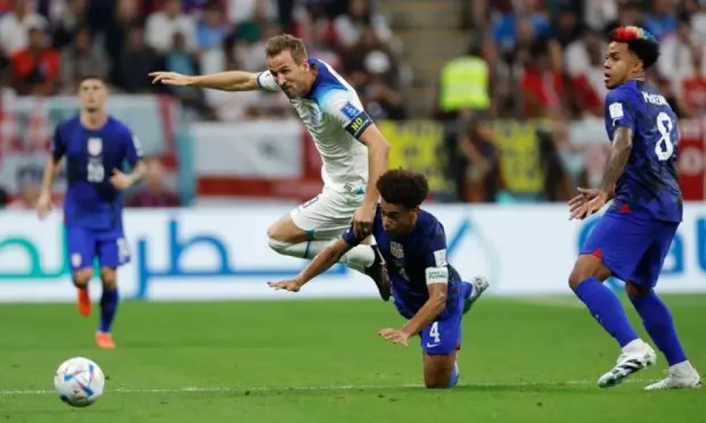 Inglaterra no salió del cero frente a Estados Unidos y complicó su clasificación 