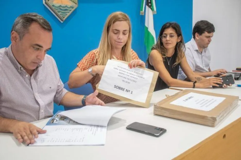 Licitan obra de energía eléctrica para el barrio Fiske Menuco