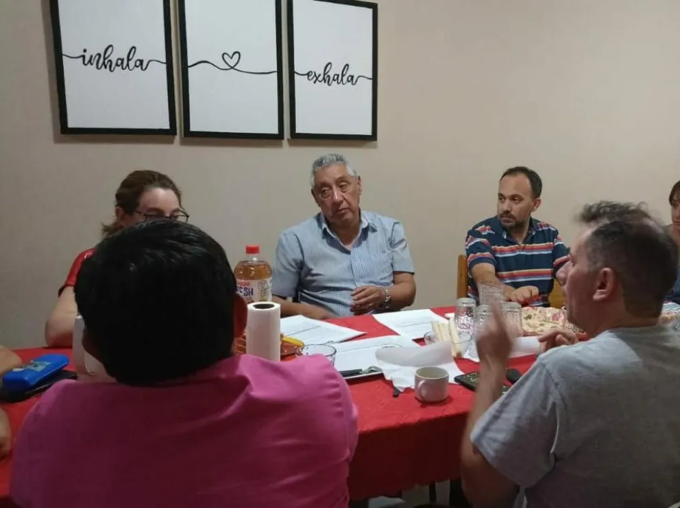 Elecciones Municipales 2023: El MAD se aleja del sorismo y se acerca a Juntos Somos Río Negro