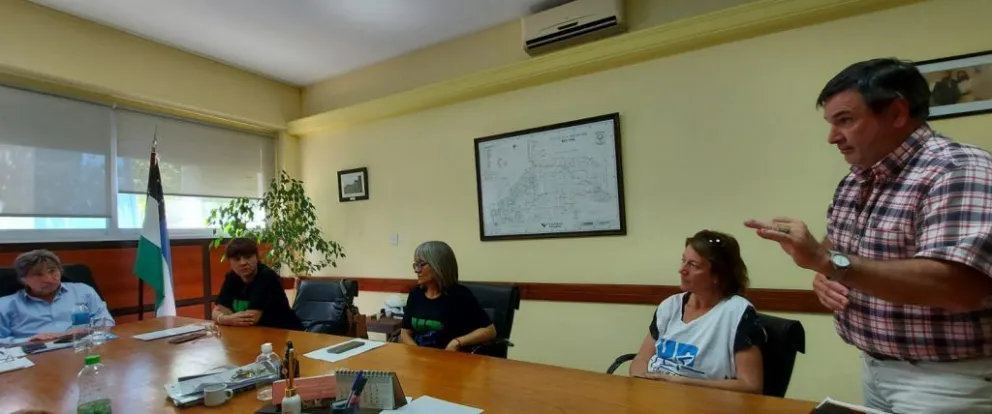 Unter exigió cumplir con el acuerdo paritario: "Si el gobierno incumple, será responsable de un nuevo conflicto"