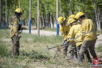 Los futuros bomberos comenzaron sus prácticas para combatir incendios forestales