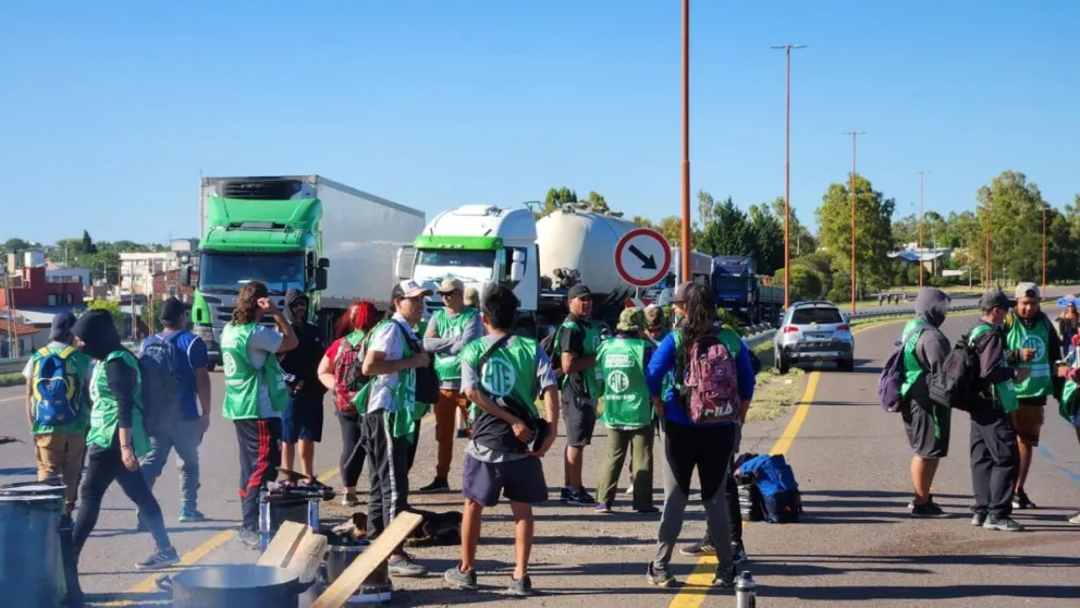 Este miércoles los trabajadores del estado y gremio docente paralizarán la provincia 