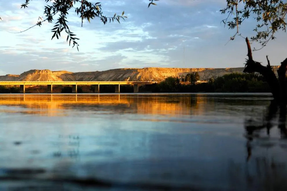 Navegar en el río Negro sigue siendo un gran plan para este verano 