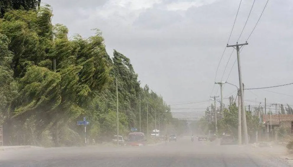 Jornada ventosa en la región, con sectores de baja visibilidad. Foto: archivo