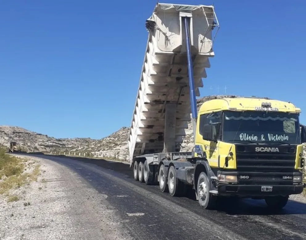 Arreglan un tramo muy deteriorado de la Ruta 6 desde Paso Córdoba a El Cuy