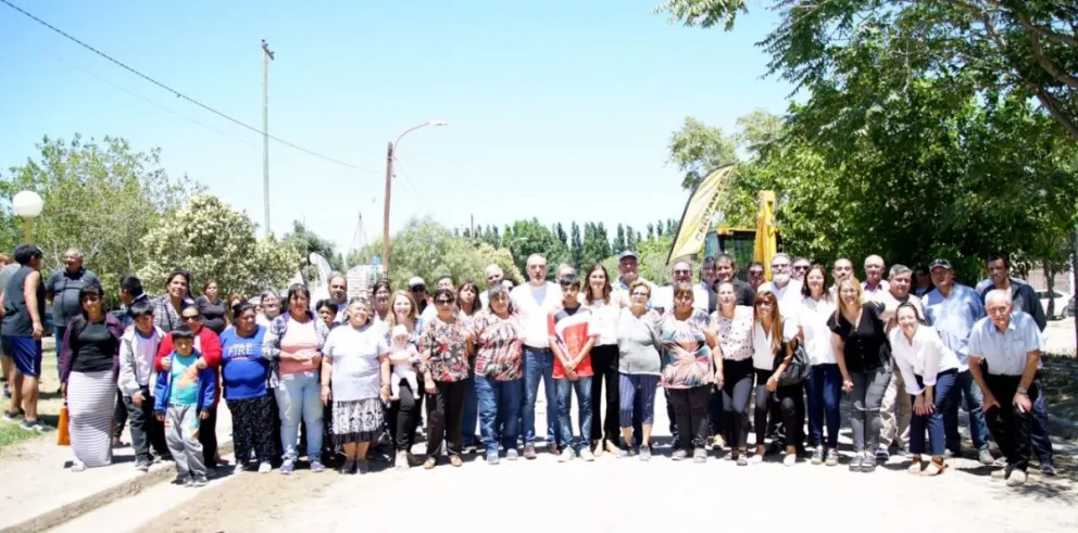 Doñate inauguró obras en Puente Cero y firmó el convenio para habilitar una nueva oficina de PAMI