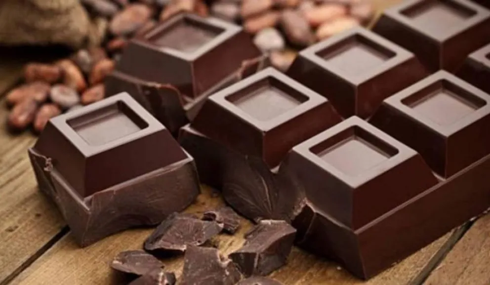 La Anmat prohibió la venta de una marca de chocolates con forma de “cogollos” de marihuana