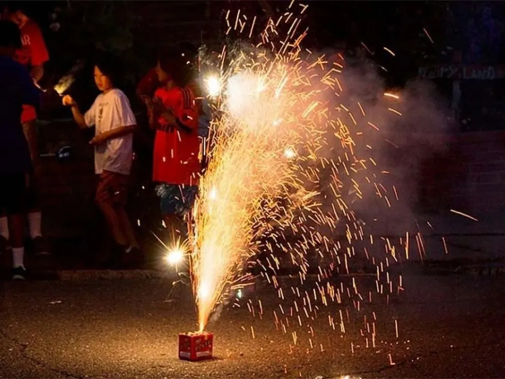 Falta de empatía: hubo gente que festejó con pirotecnia 