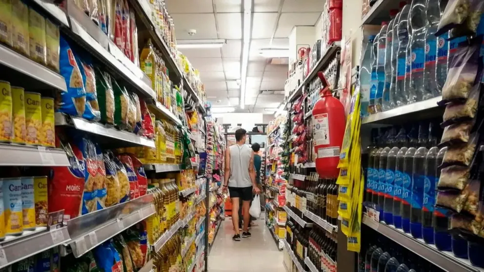 La canasta básica aumentó más del 100% interanual 