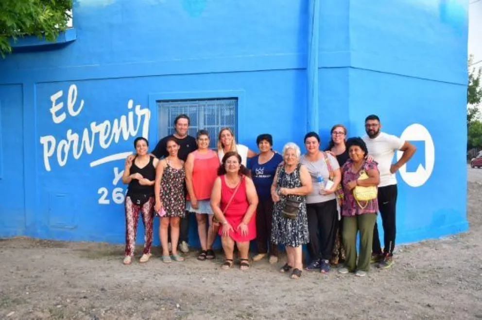 Remodelaron el centro comunitario al que asistentes más de 600 familias 