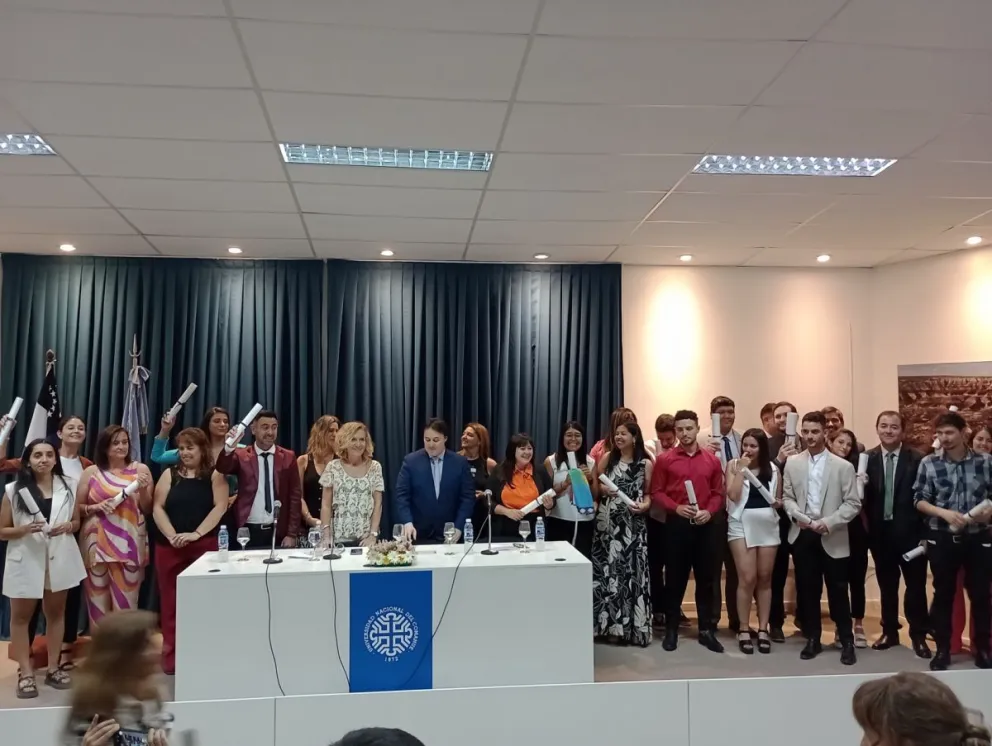 La ciudad tiene 25 nuevos egresados y egresadas de la FaDeCS