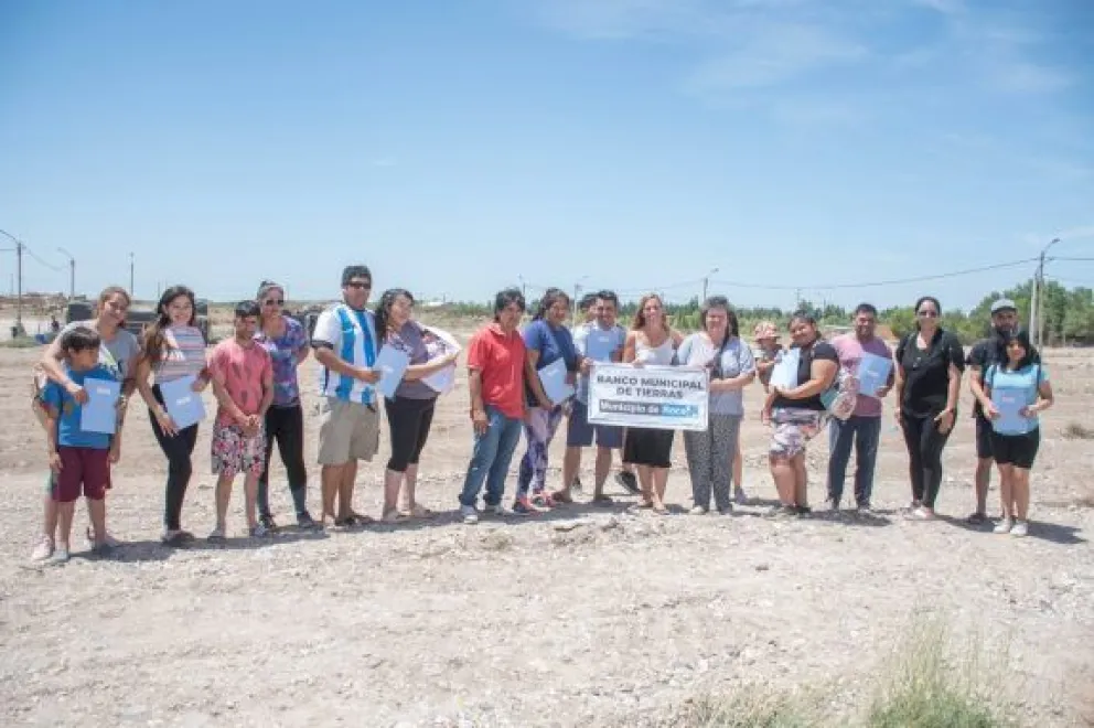  121 familias de Roca obtuvieron su lote social durante 2022