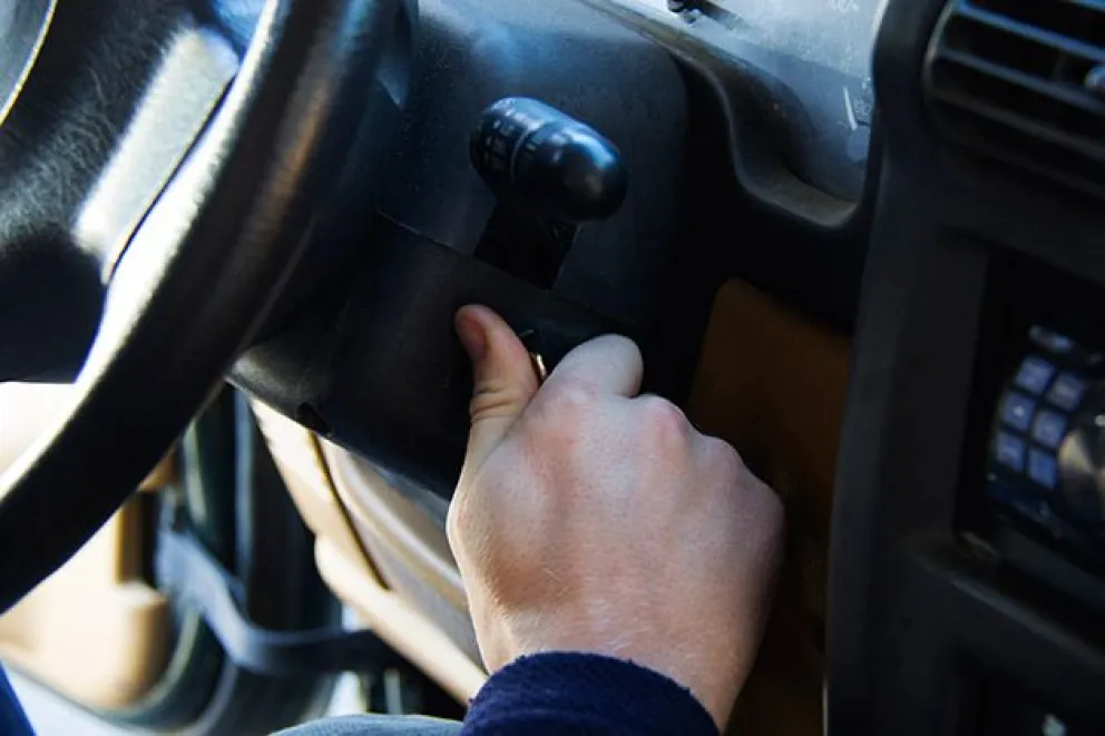 “Regalito navideño”: dejó el auto abierto con las llaves puestas y se lo robaron
