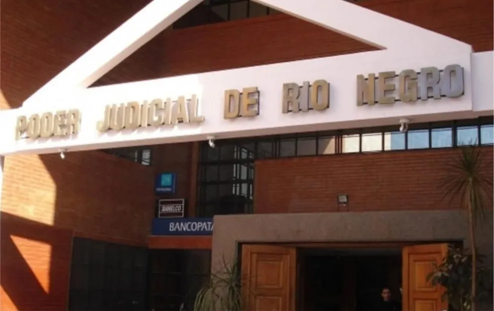 Indemnizan a los hijos de un hombre que murió por una mala praxis médica