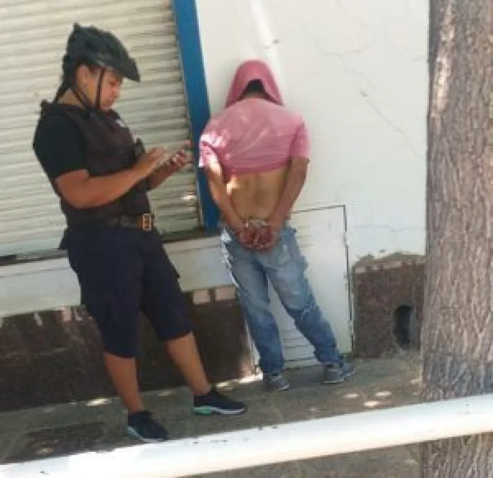 Lo agarraron justo cuando pretendía robar una bicicleta
