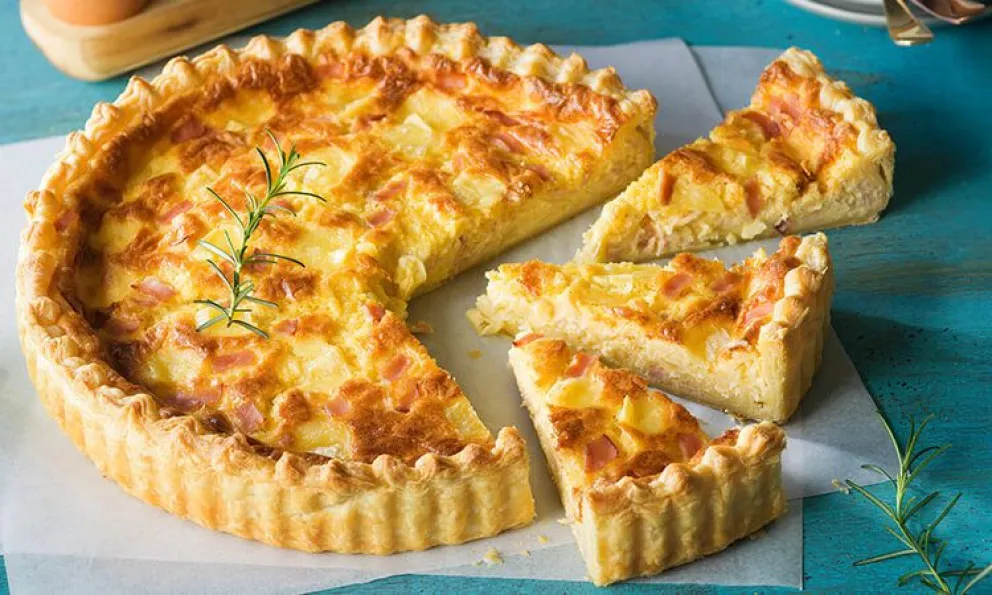 Te va a encantar: tarta de cuatro quesos para compartir